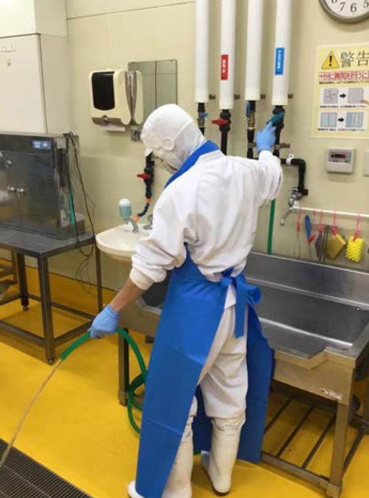 電解水の取出口を設置しています