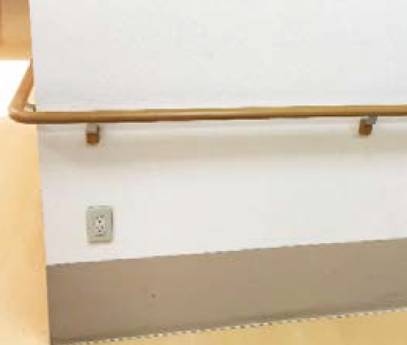 電解水を日常的にテーブルや手すりはもちろん、ご利用者やスタッフの手洗いに使用しています。