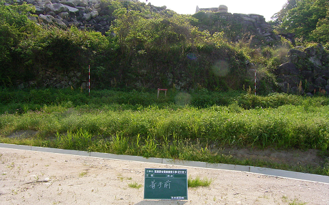 筑紫野古賀線擁壁工事（３工区）